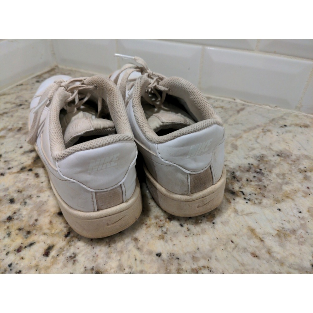 WOMEN'S NIKE CU9038 100 NIKE COURT ROYALE 2 Sz 8.5 - Picture 4 of 7